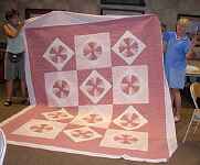 Alice Besler's Dresden Plate quilt